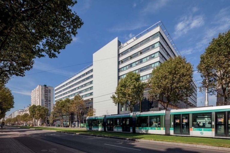 Oasiis - BUREAUX DE LA POSTE BOULEVARD BRUNE A PARIS